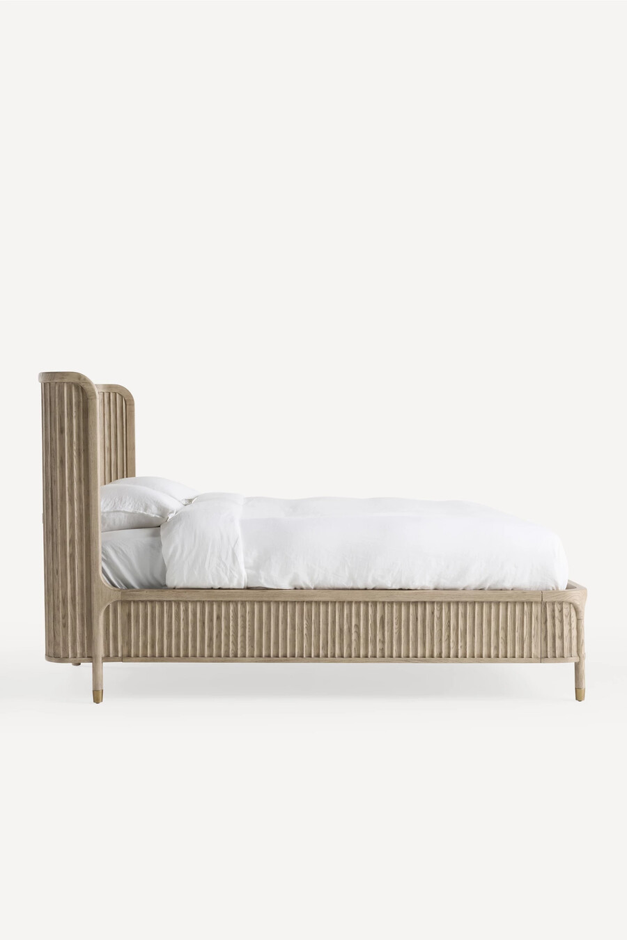 la cama de madera estriada isla
