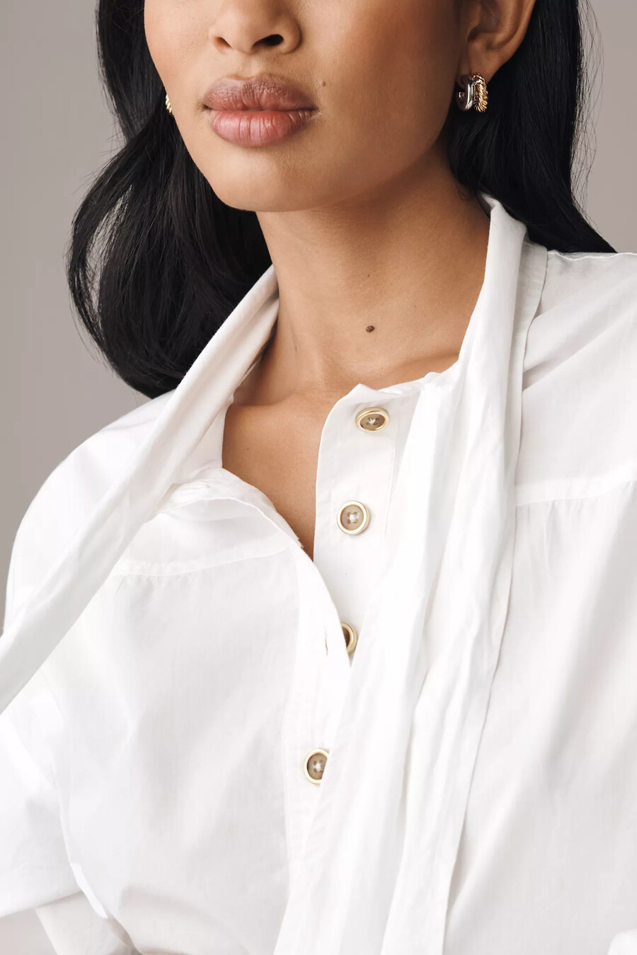 blusa de algodón con cuello anudado maeve