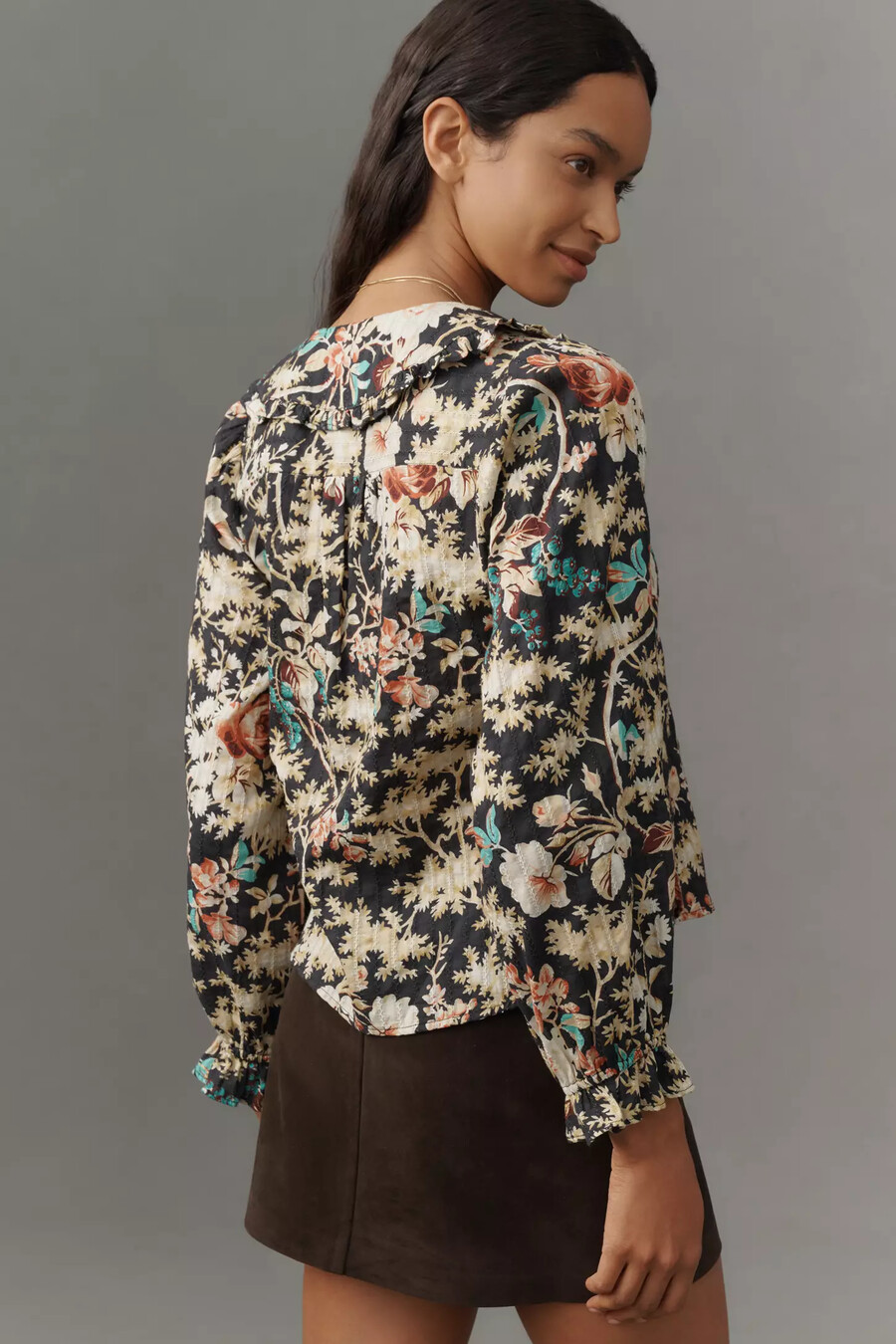 blusa keira con cuello y botones al frente de pilcro edición de manga larga