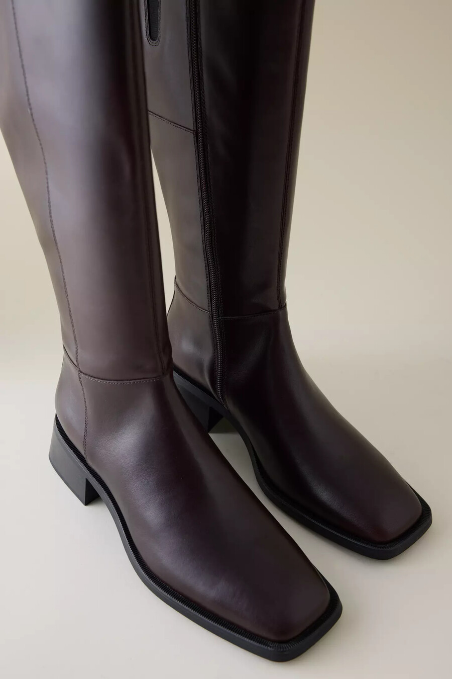 botas altas vagabond blanca