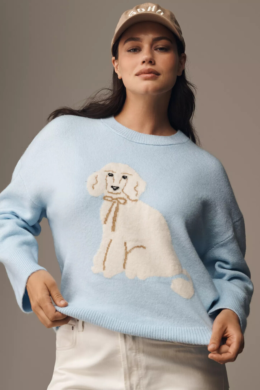 suéter con cuello redondo y icono de perro de maeve