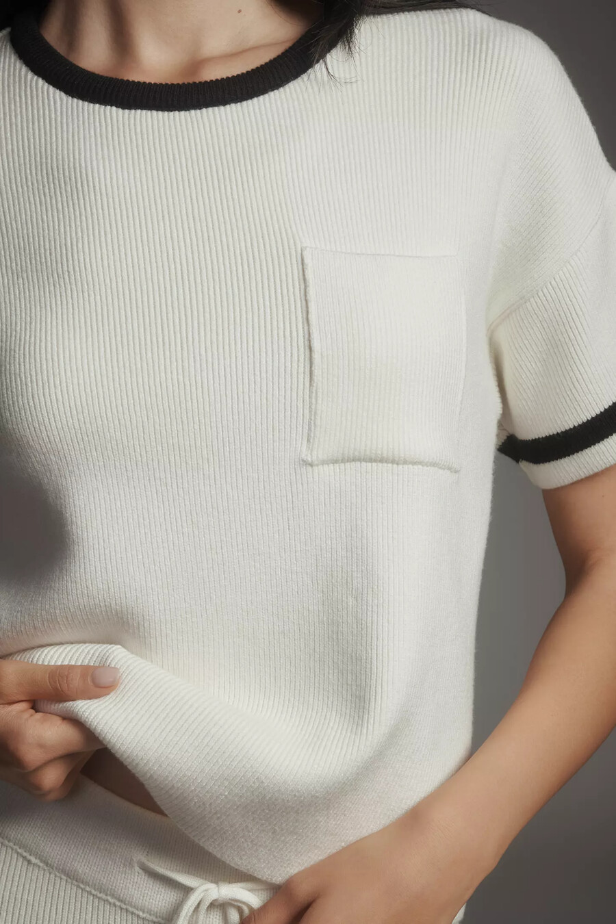 camiseta de punto cuadrado con cuello redondo maeve