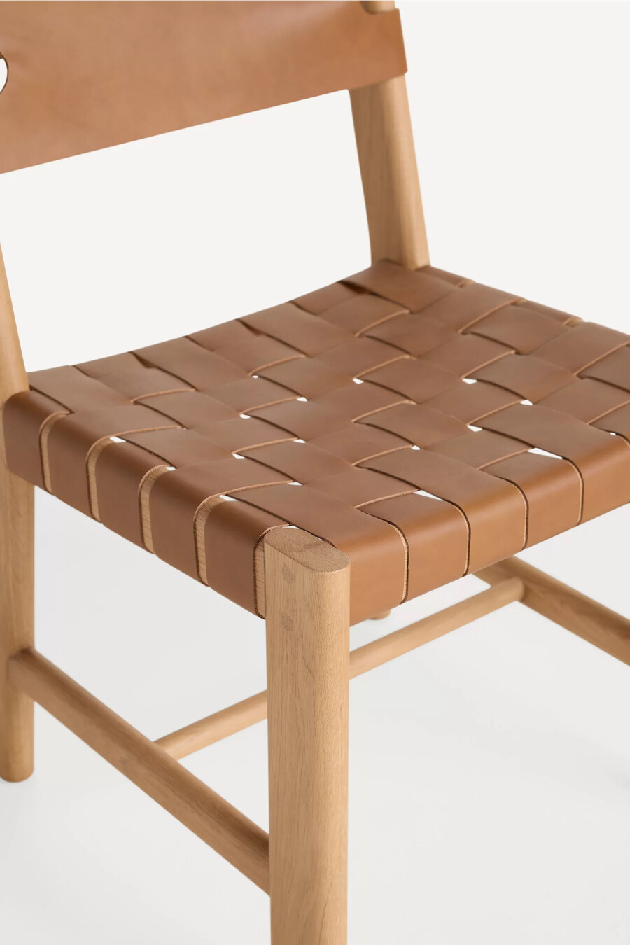 silla de comedor de cuero con correas