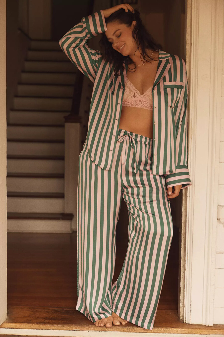 pantalones de pijama sedosos de anthropologie