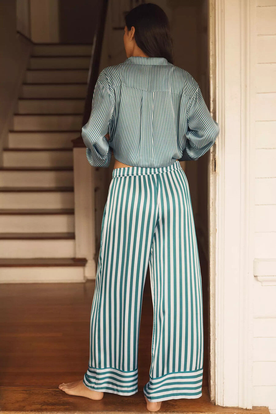 pantalones de pijama sedosos de anthropologie