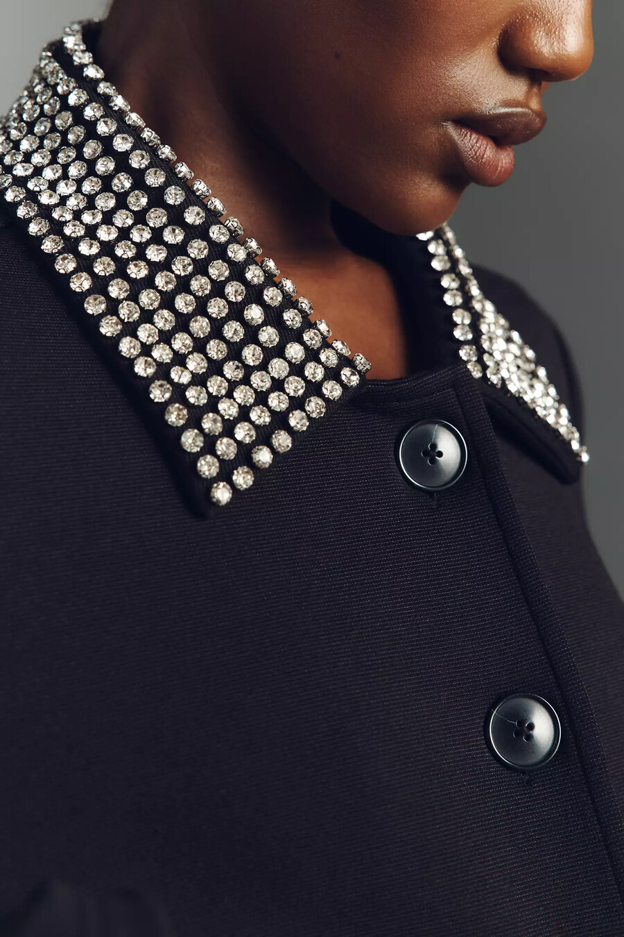 chaqueta corta de punto con cuello adornado de maeve