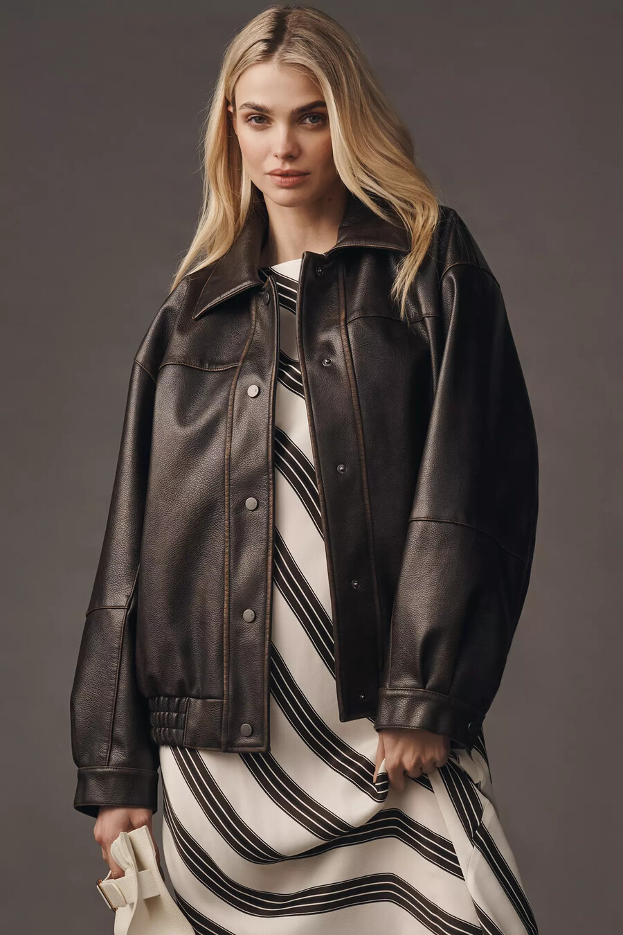 chaqueta extragrande de piel sintética lavada pilcro
