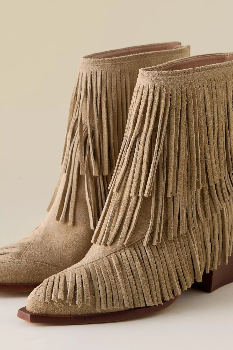 botas dolce vita torey de ante con flecos
