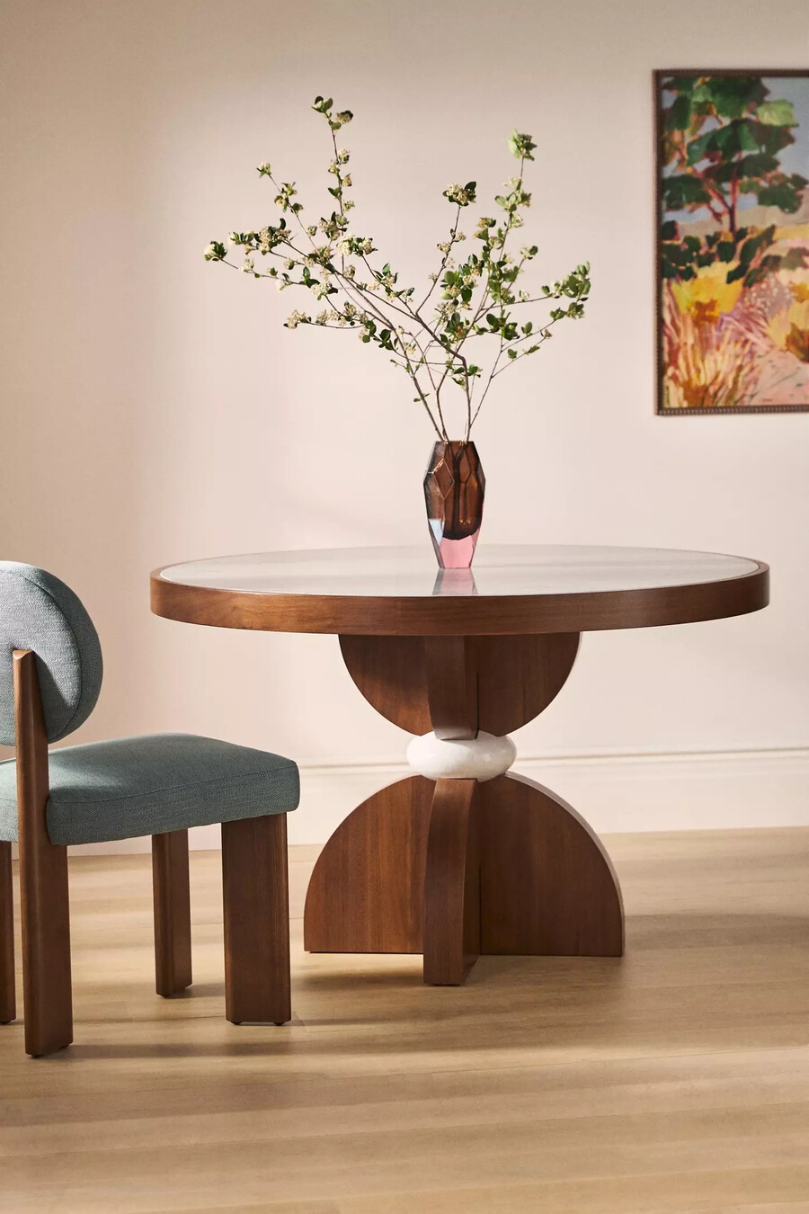 mesa de comedor redonda de madera con tapa de mármol vivienne de 48 pulgadas