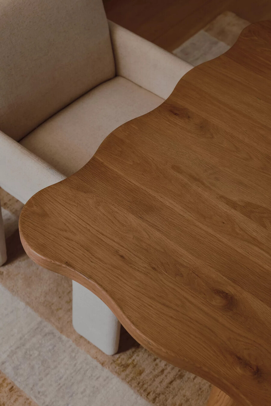 mesa de comedor rectangular de roble caldwell