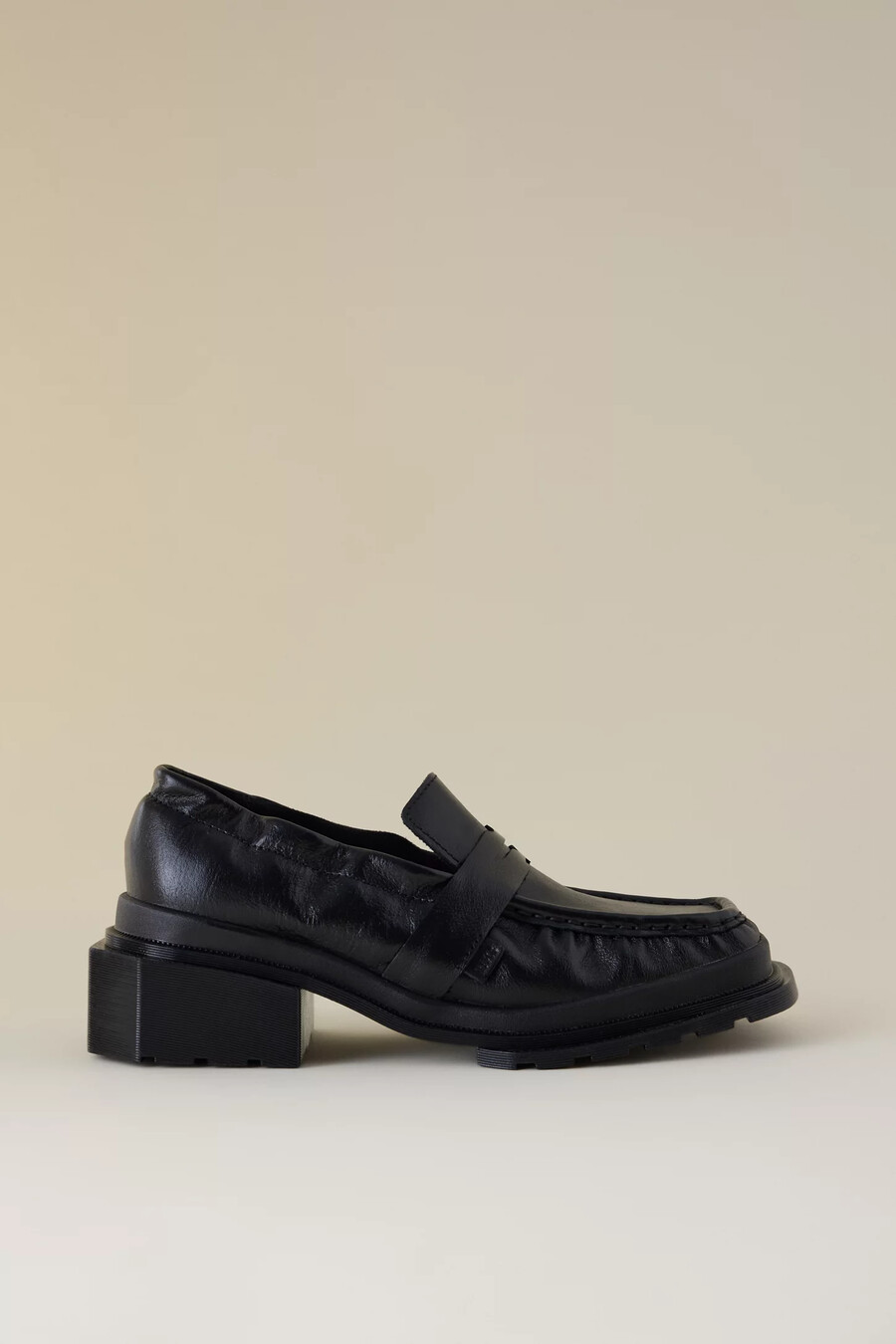 mocasines de cuero fruncidos maybole de dr. martens