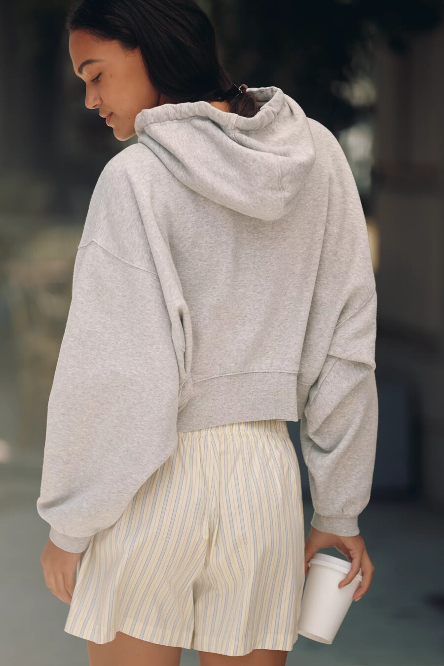 sudadera con capucha y cordón para práctica diaria