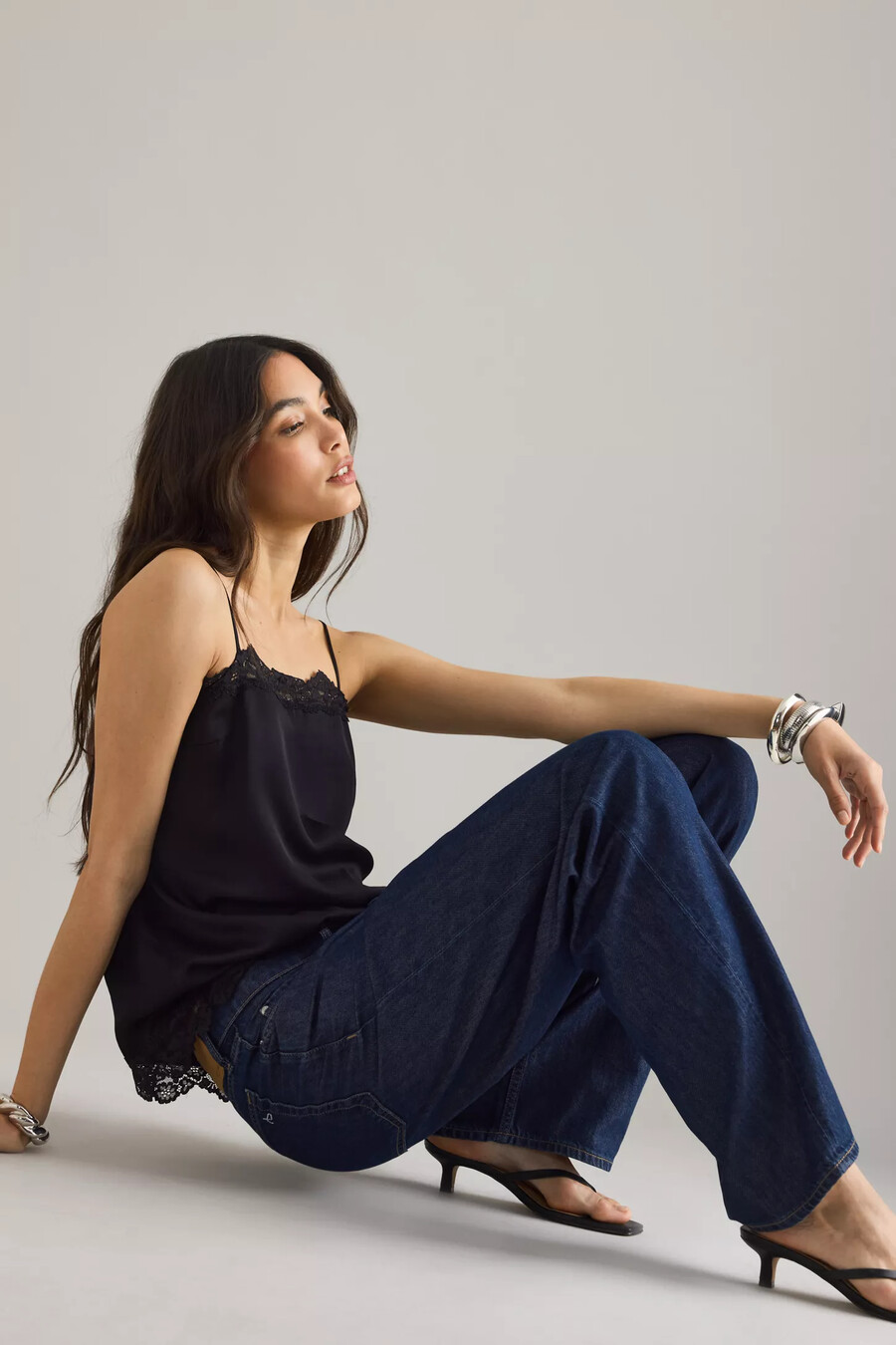 vaqueros de tiro medio y pierna ancha logan de rag bone