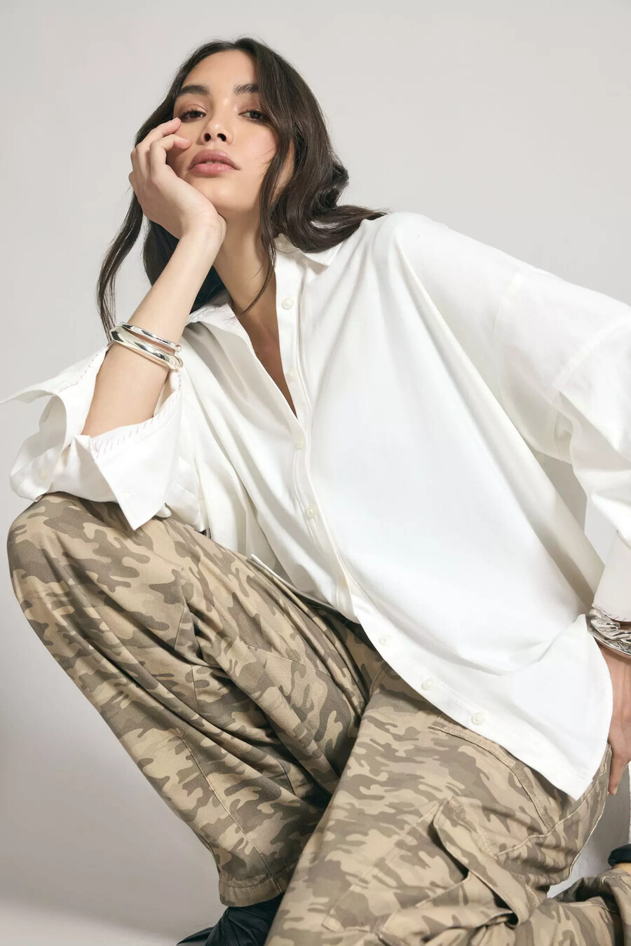 pantalones cargo tipo barril de anthropologie