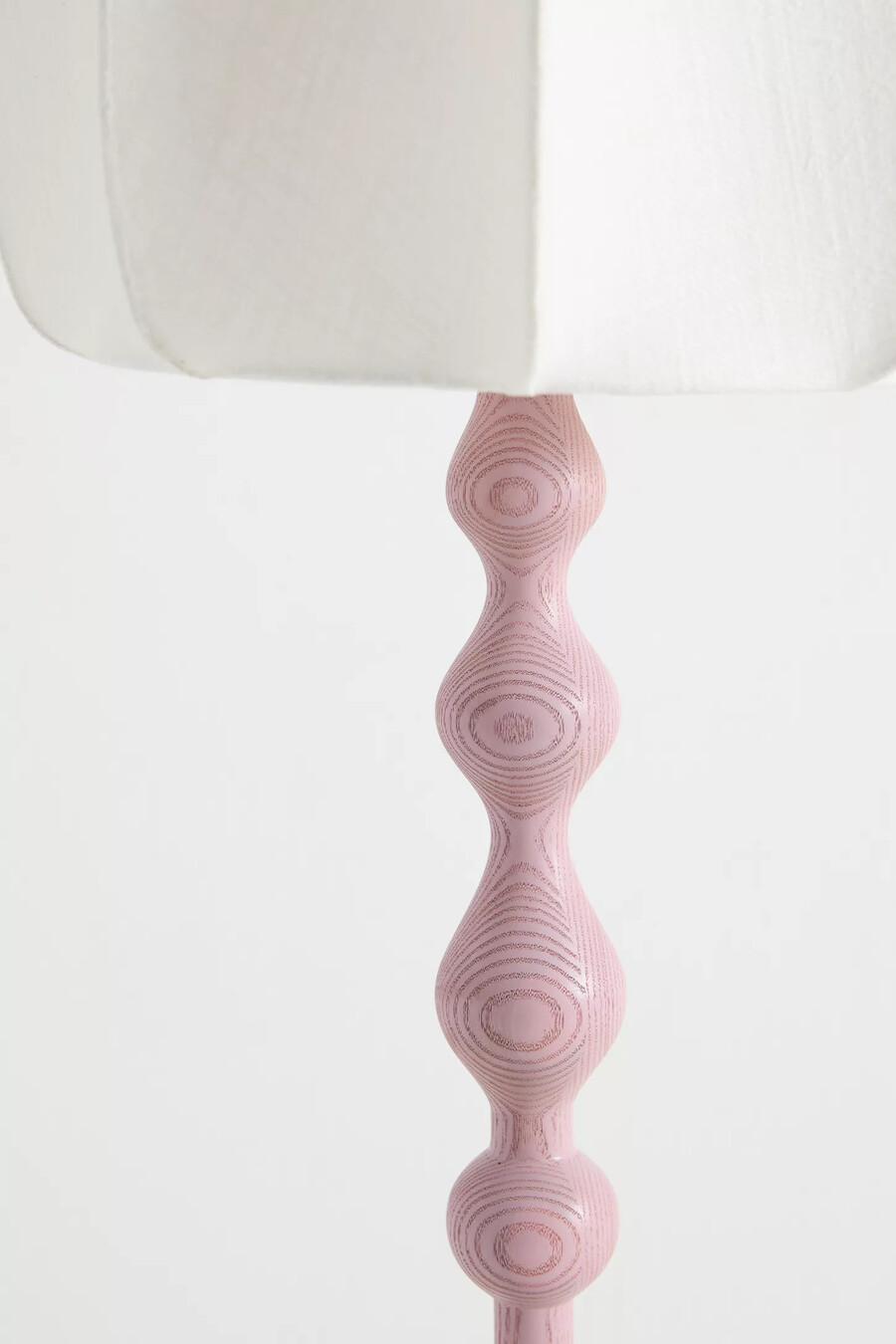 lámpara de mesa grande de madera lala reinventada