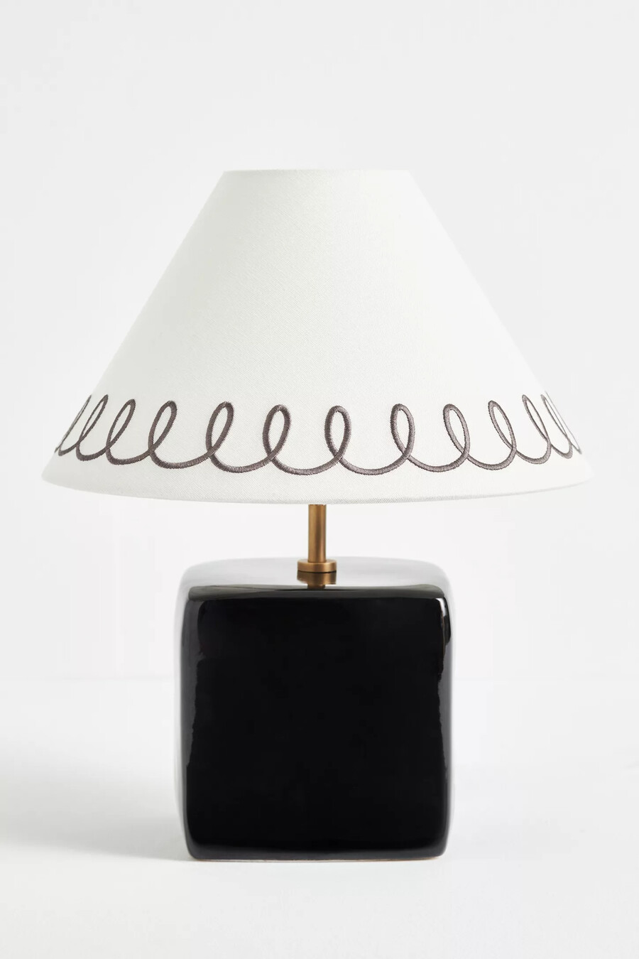 lámpara de mesa de cerámica maeve