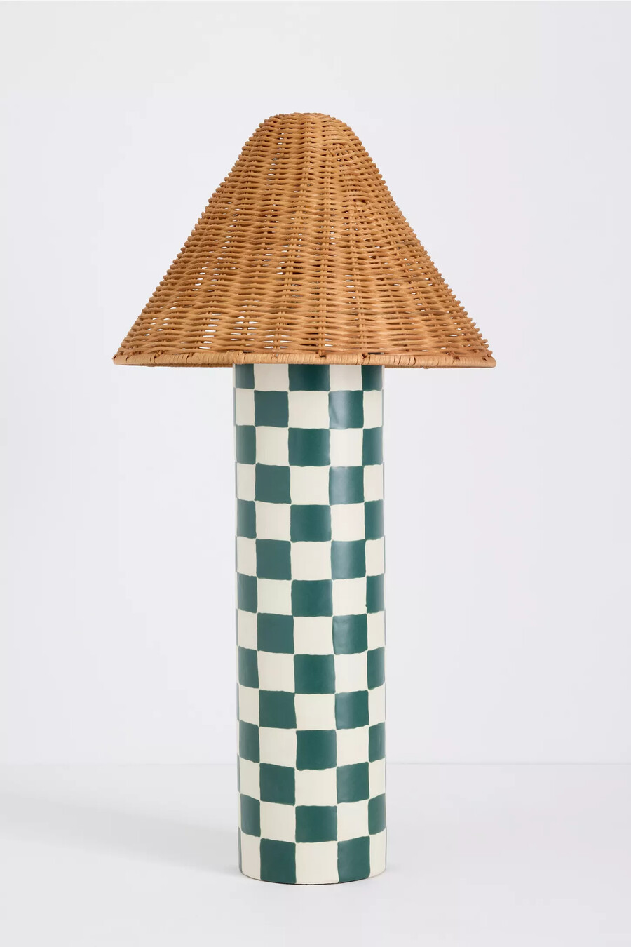 lámpara de mesa a cuadros merve kahraman