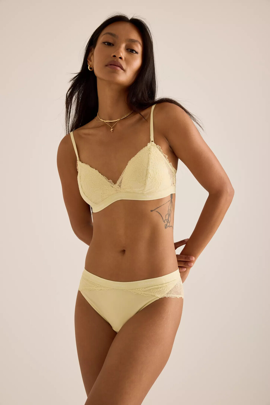 braguitas tipo tanga de calvin klein