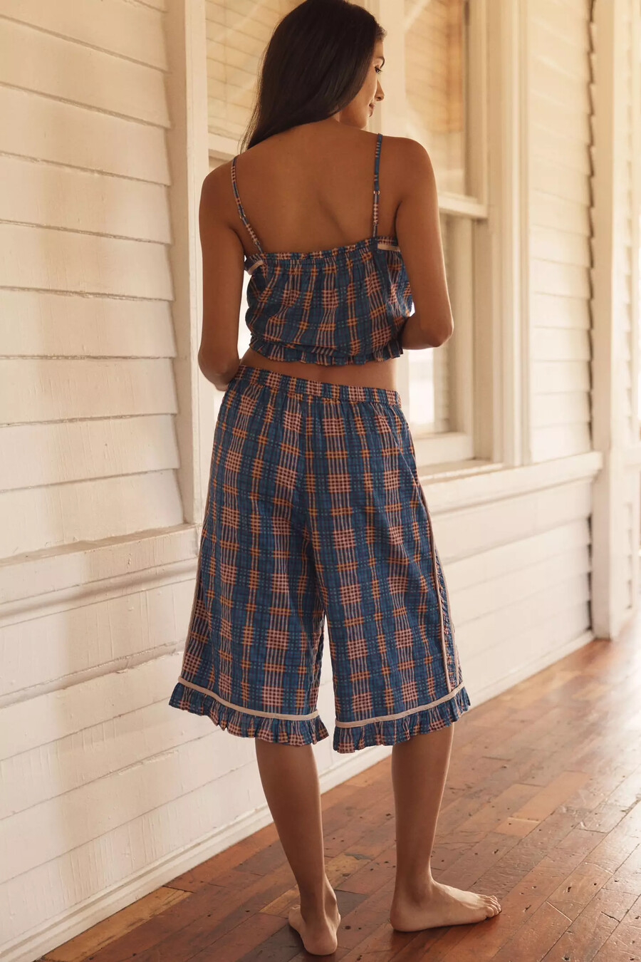 bermudas con volantes lyrebird
