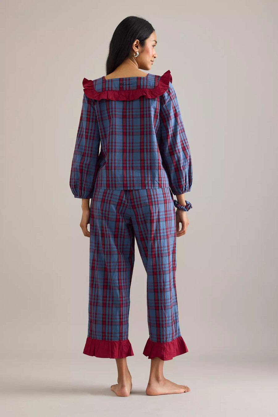 conjunto de pijama con volantes de tartán de tbco