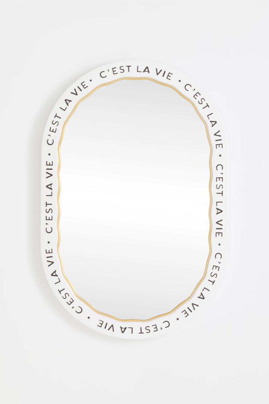 espejo de pared ovalado con texto claudette