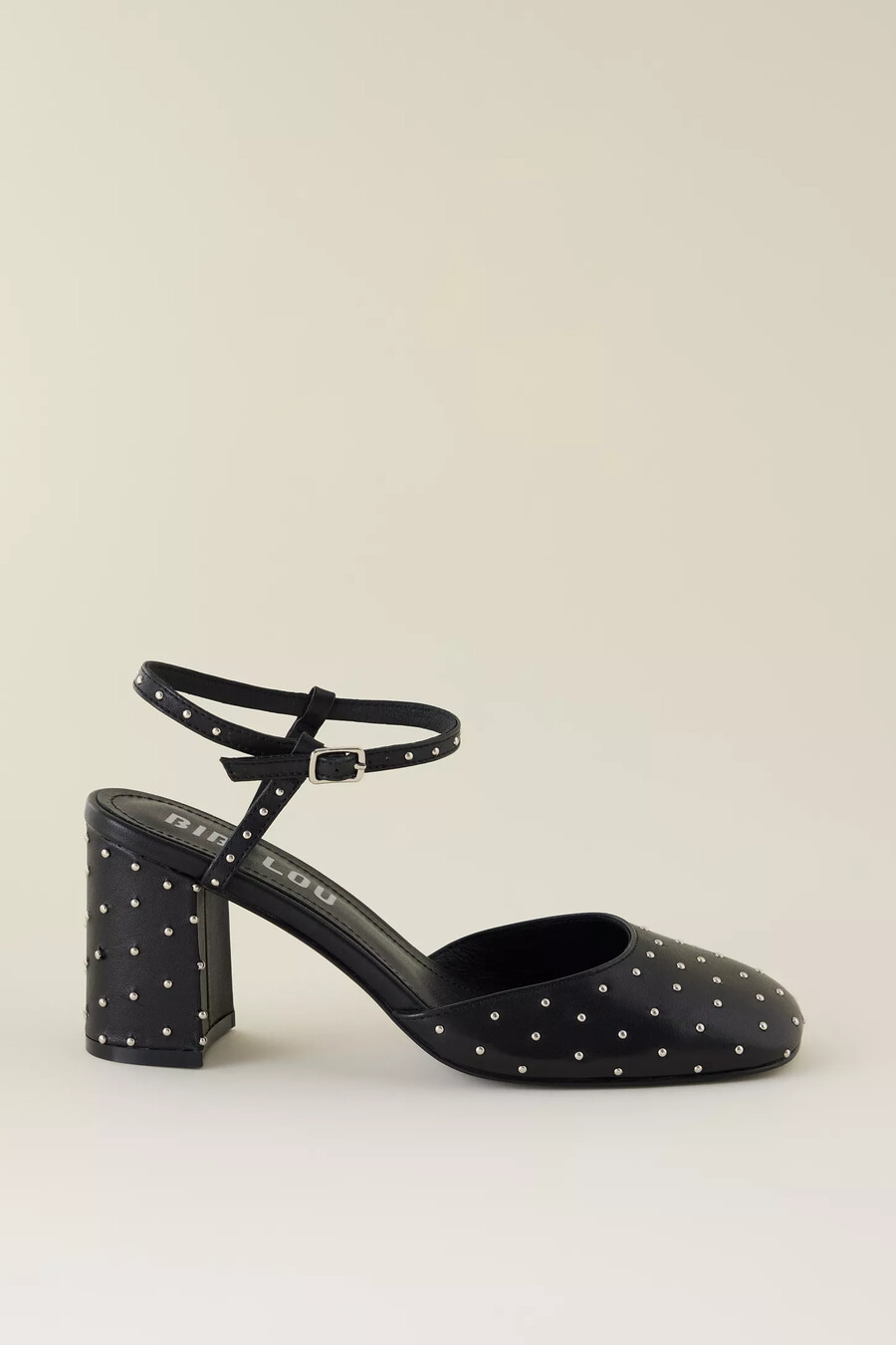 tacones con tachuelas emily de bibi lou