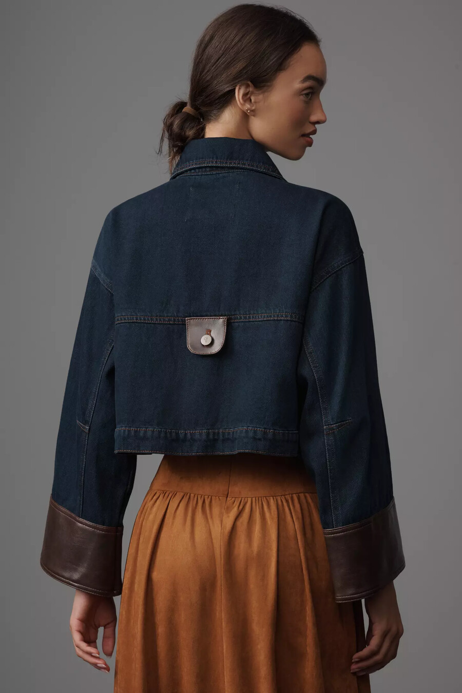 chaqueta vaquera corta con puños pilcro