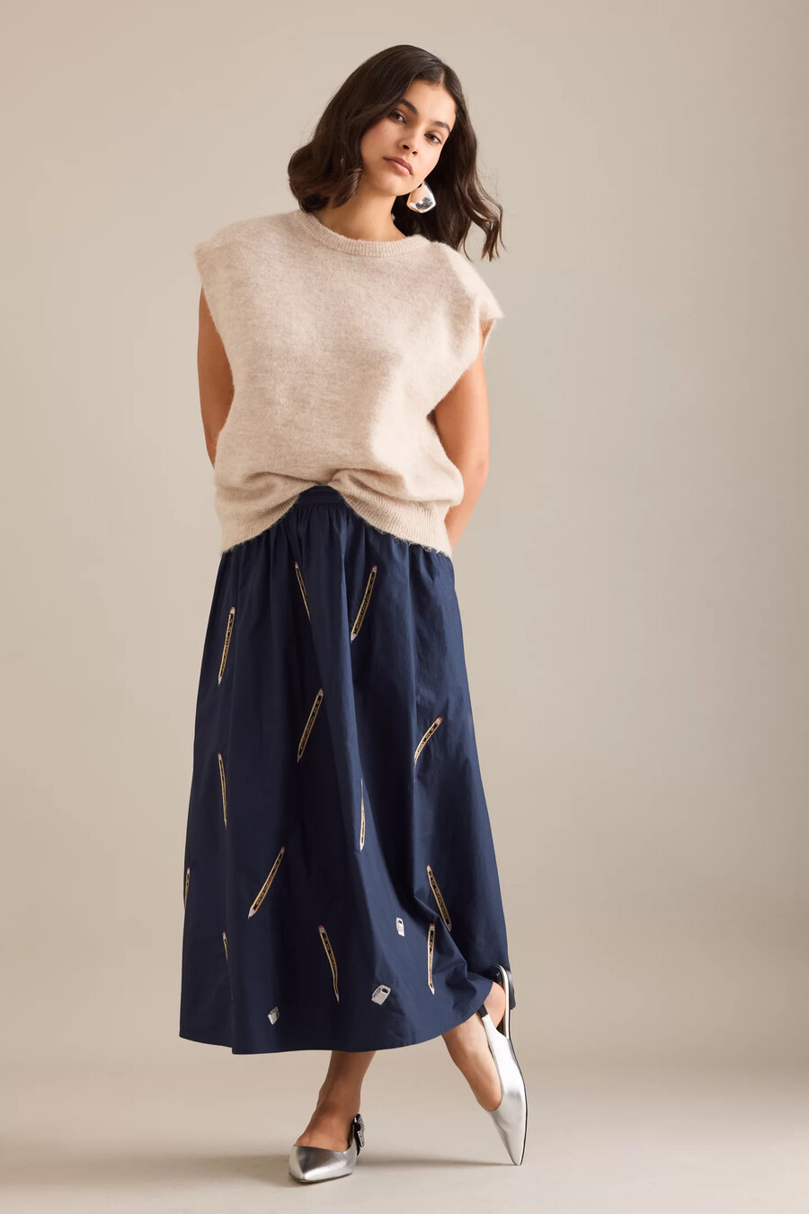 falda midi bordada stella nova