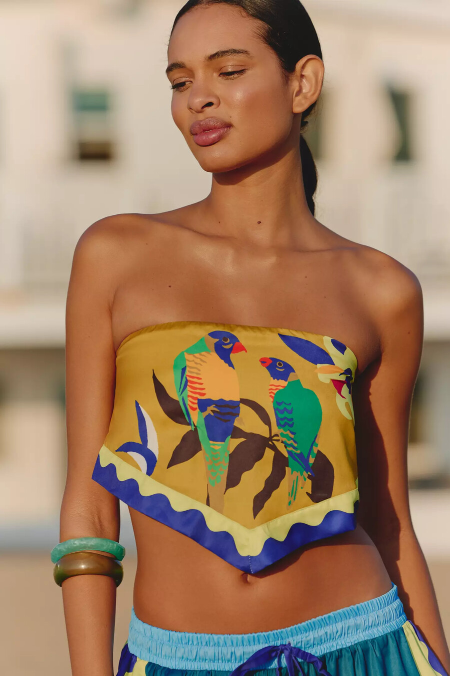 top sin tirantes con bufanda de celandine x claire colin