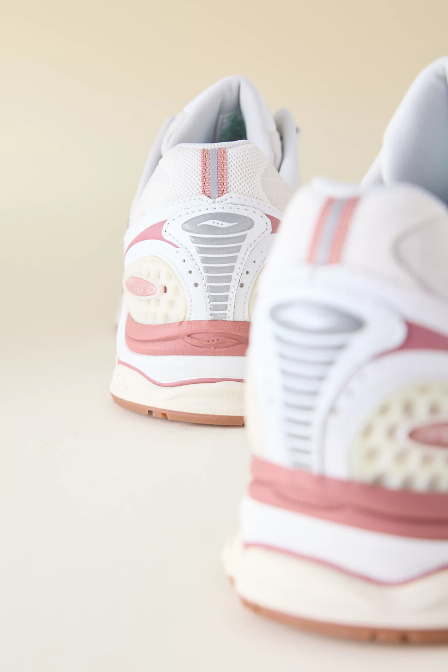 zapatillas saucony progrid triumph 4