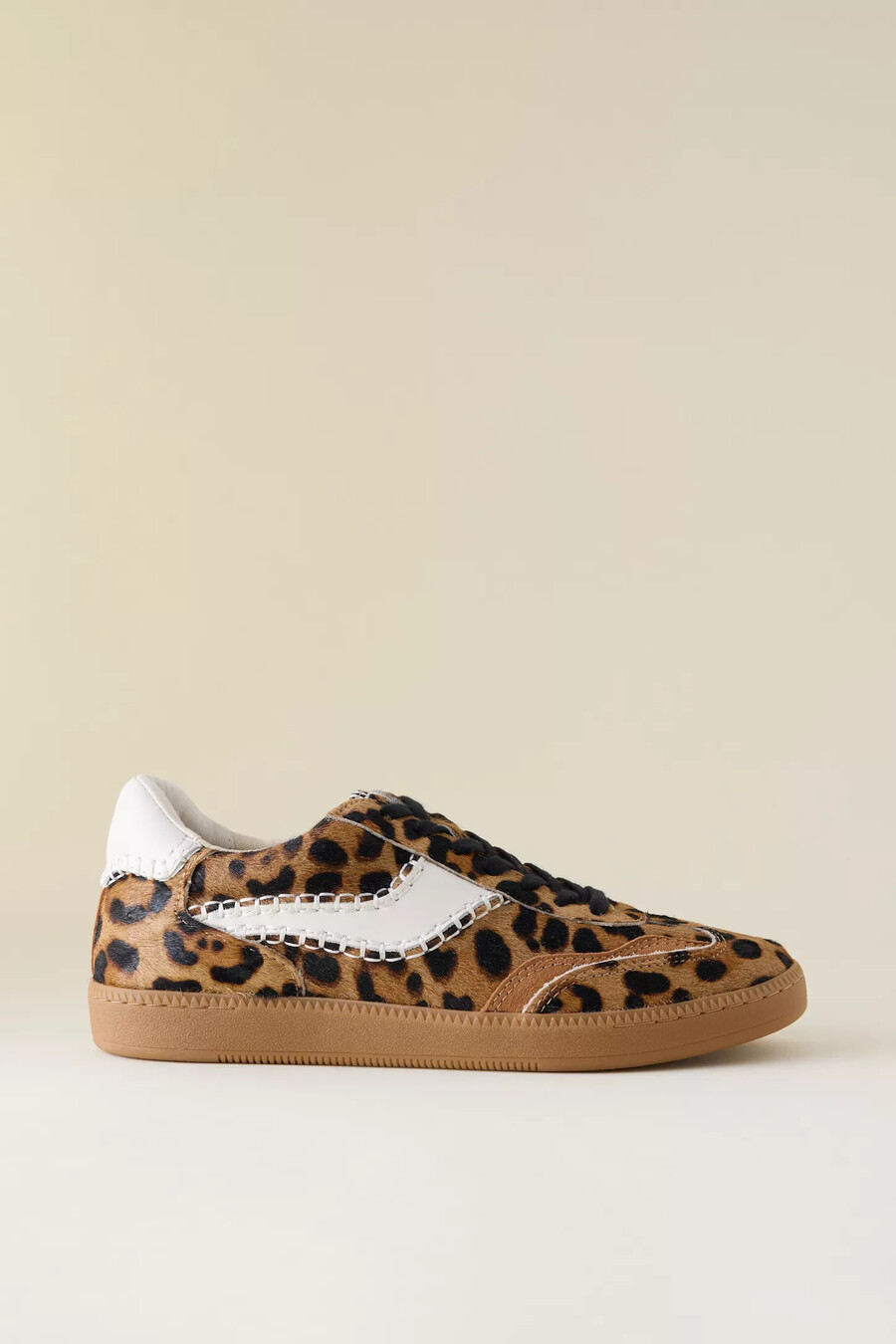 zapatillas deportivas de pelo de becerro con puntada de aviso de dolce vita