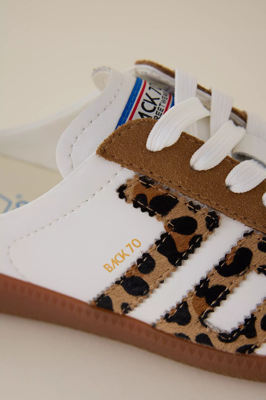zapatillas tipo mule sin espalda con estampado de leopardo back 70
