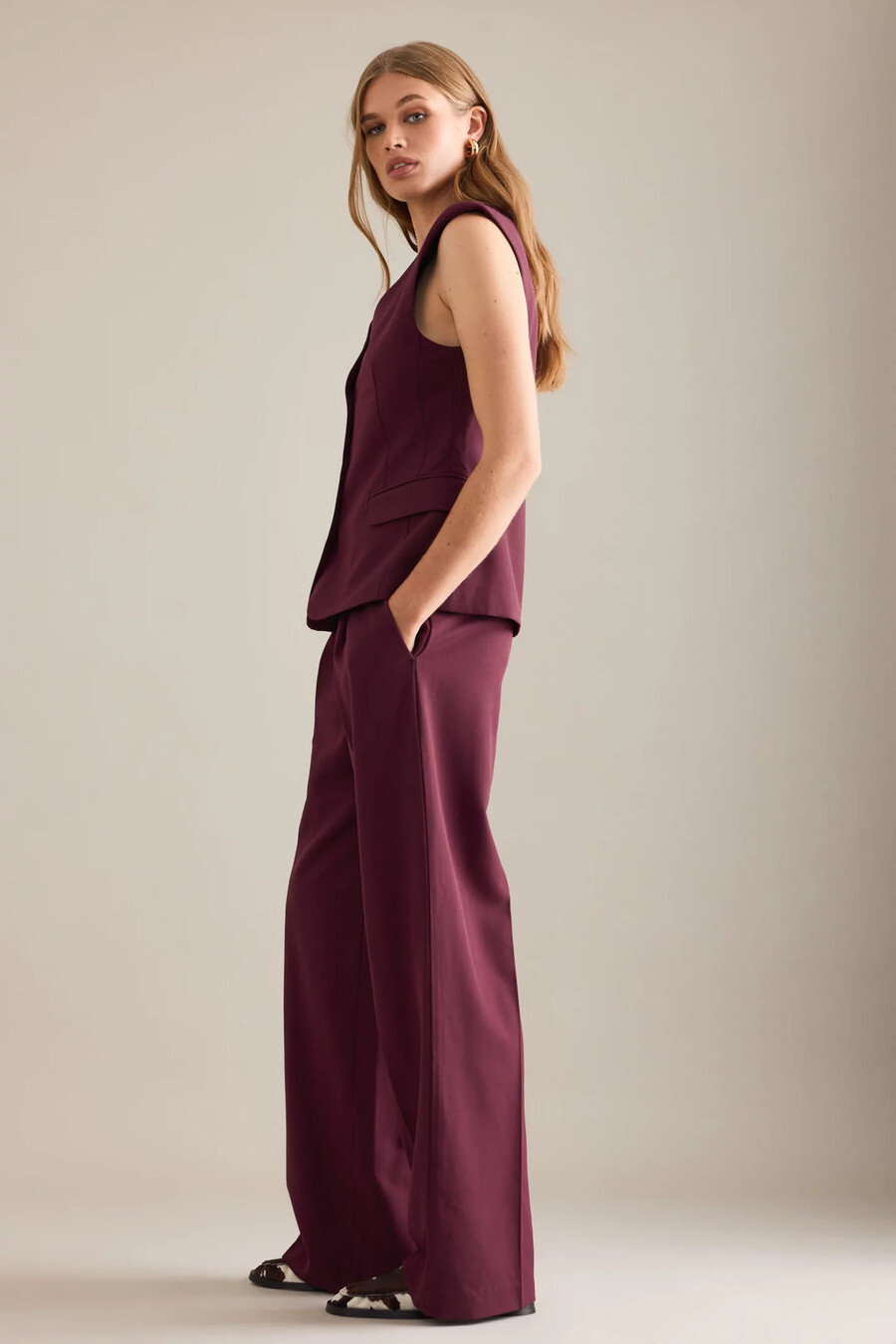 pantalones anchos dora seleccionados