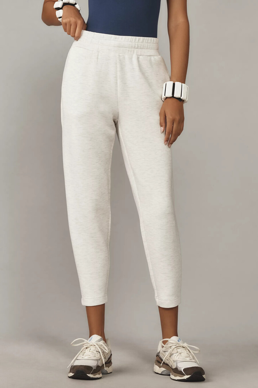 pantalones deportivos ajustados y cónicos varley